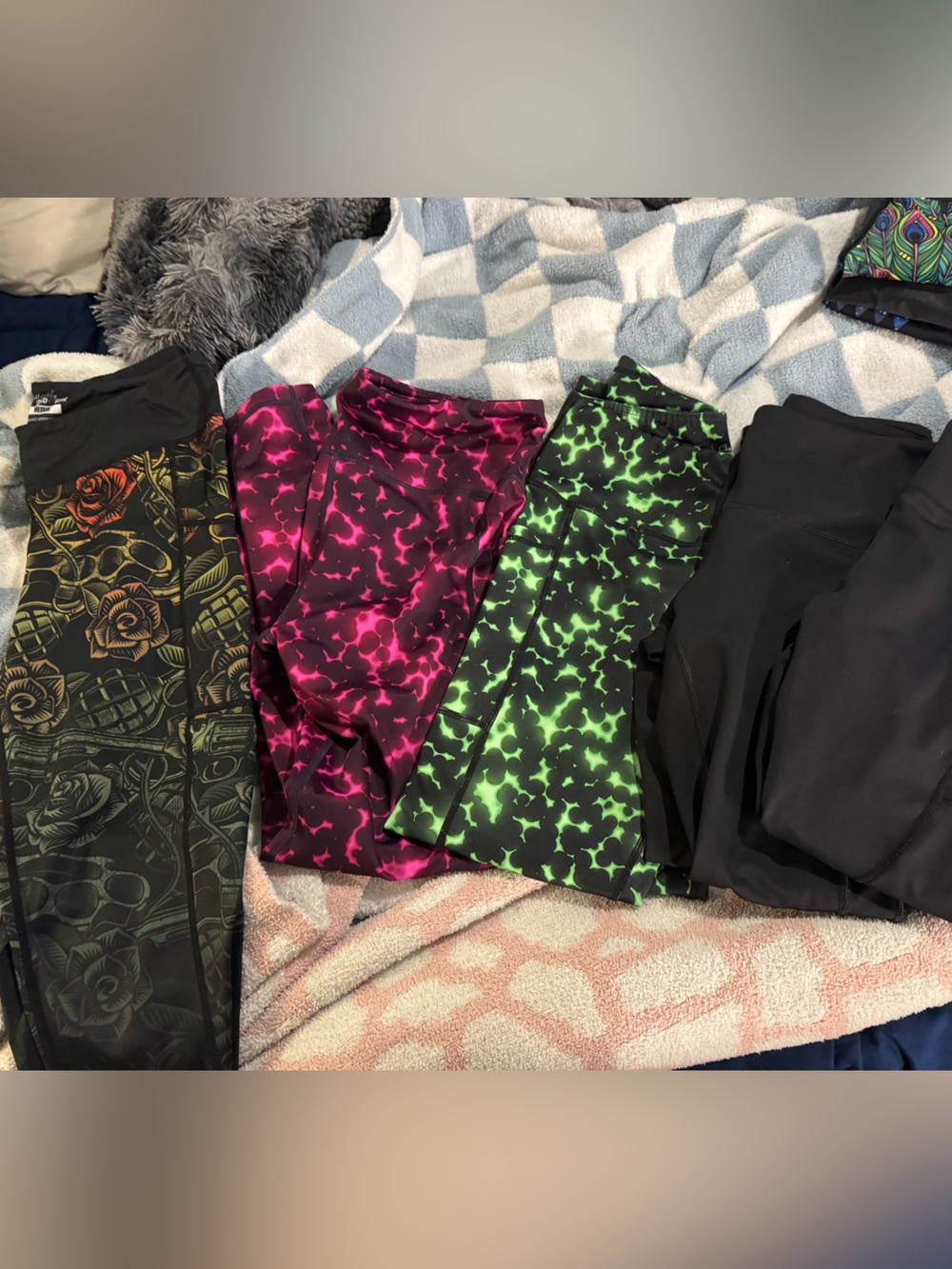 Feed Me Fight Me Leggings Bundle 8 Pc size Medium
